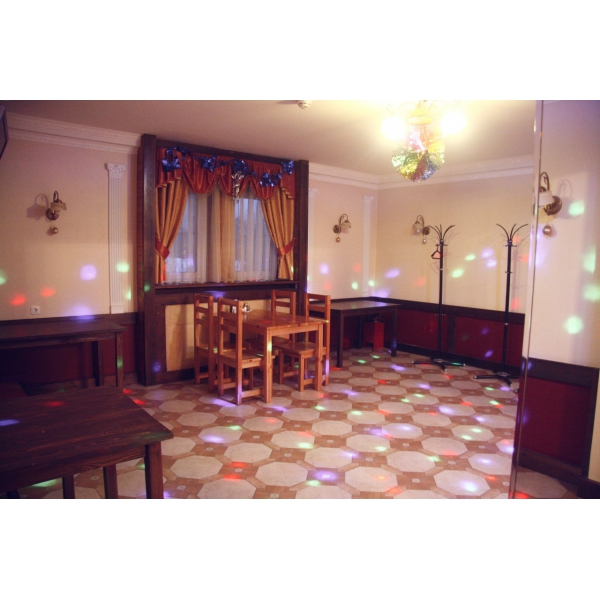 Ресторанный сервис бронирования столиков menu-rest.com - Интерьер ресторана "Ям"