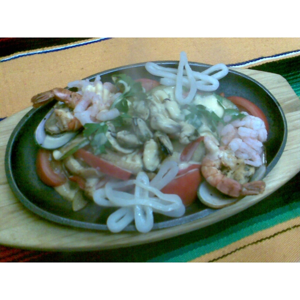 Ресторанный сервис бронирования столиков menu-rest.com - Интерьер ресторана "Трес Амигос"