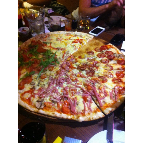 Ресторанный сервис бронирования столиков menu-rest.com - Интерьер ресторана "Brother`s Pizza"