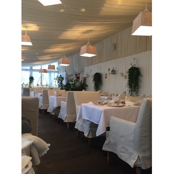 Ресторанный сервис бронирования столиков menu-rest.com - Интерьер ресторана "Плюшкин"