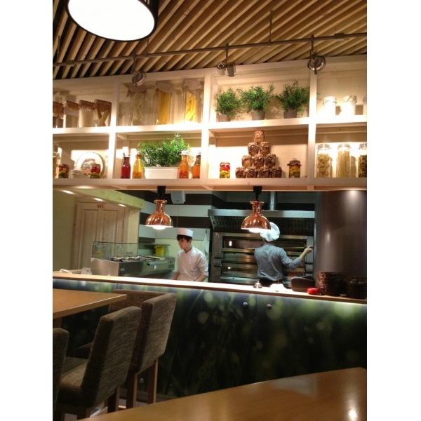 Ресторанный сервис бронирования столиков menu-rest.com - Интерьер ресторана "Chili Pizza"