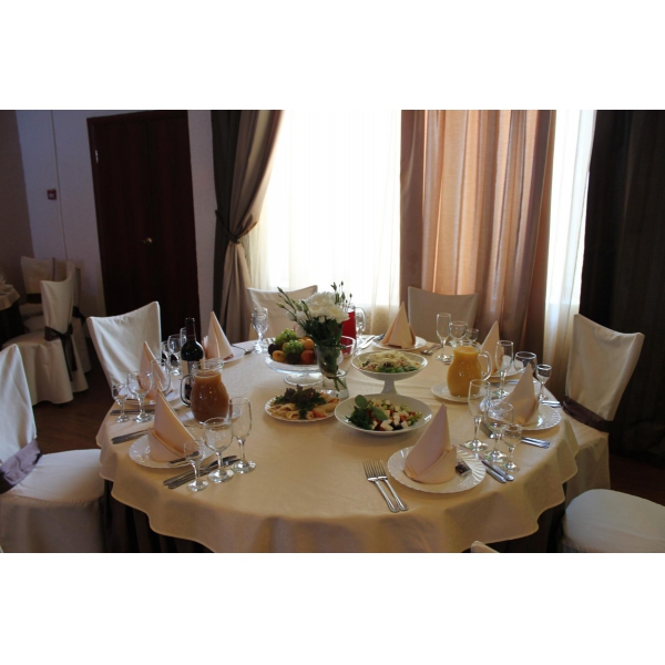 Ресторанный сервис бронирования столиков menu-rest.com - Интерьер ресторана "Русь"