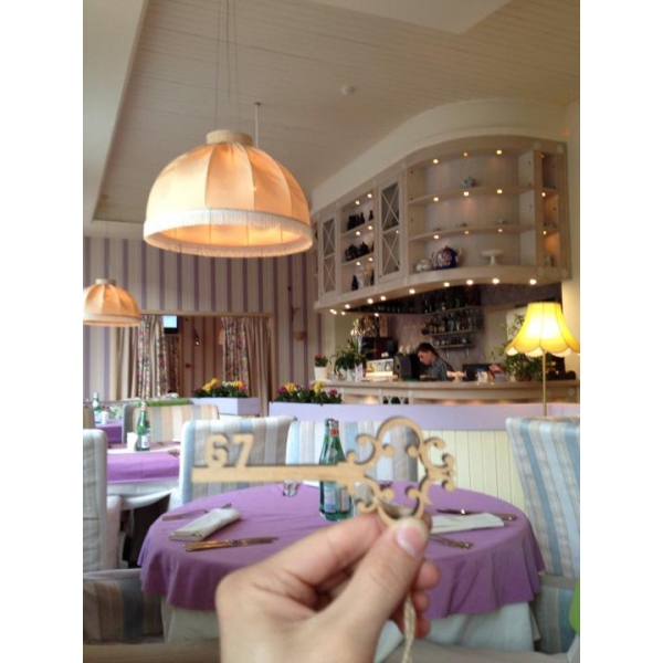 Ресторанный сервис бронирования столиков menu-rest.com - Интерьер ресторана "ДАЧА"