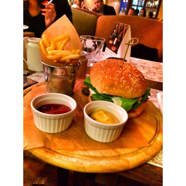 Ресторанный сервис бронирования столиков menu-rest.com - Интерьер ресторана "Fazenda"