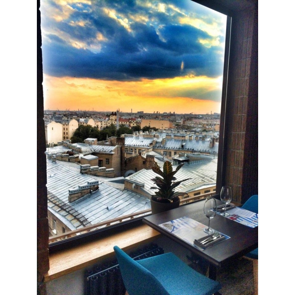 Ресторанный сервис бронирования столиков menu-rest.com - Интерьер ресторана "Паруса на крыше"