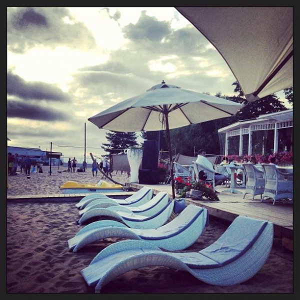 Ресторанный сервис бронирования столиков menu-rest.com - Интерьер ресторана "SunDay Ginza"