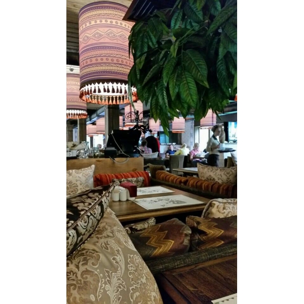 Ресторанный сервис бронирования столиков menu-rest.com - Интерьер ресторана "Бахрома"