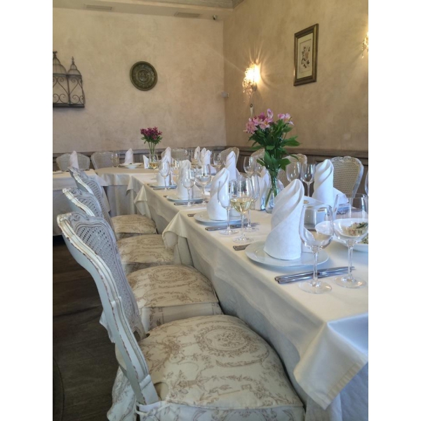 Ресторанный сервис бронирования столиков menu-rest.com - Интерьер ресторана "Миндаль cafe"