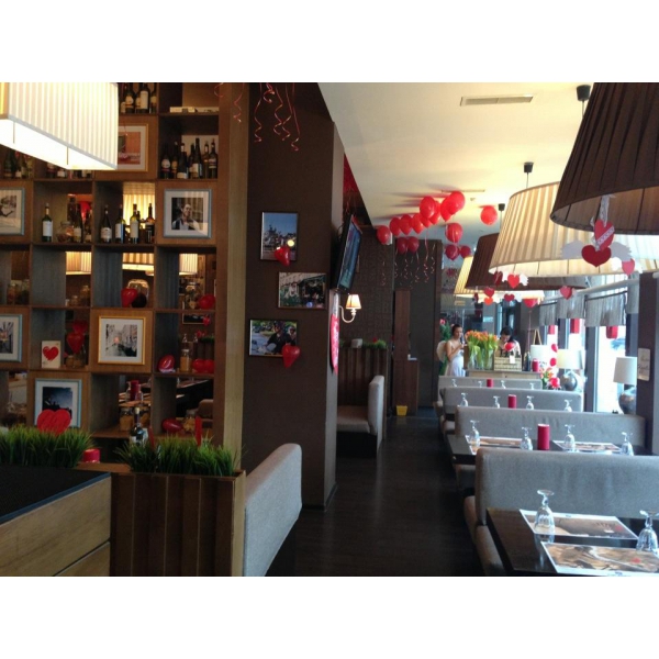 Ресторанный сервис бронирования столиков menu-rest.com - Интерьер ресторана "Bona Capona"