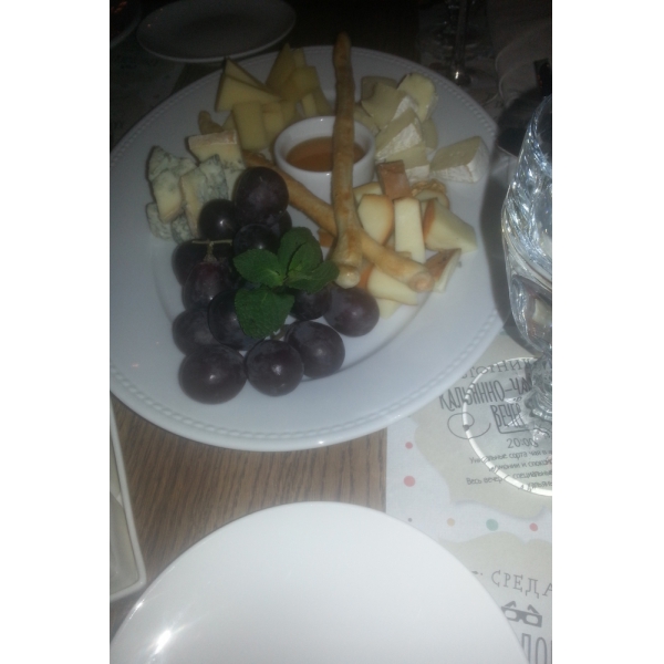 Ресторанный сервис бронирования столиков menu-rest.com - Интерьер ресторана "Barashki"