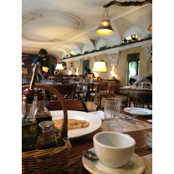 Ресторанный сервис бронирования столиков menu-rest.com - Интерьер ресторана "Capuletti"