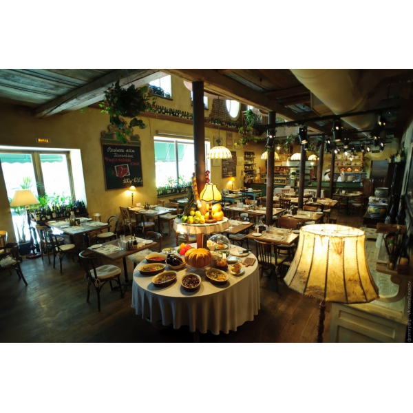 Ресторанный сервис бронирования столиков menu-rest.com - Интерьер ресторана "Capuletti"