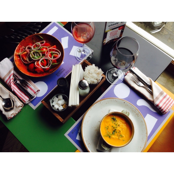 Ресторанный сервис бронирования столиков menu-rest.com - Интерьер ресторана "Пряности & Радости"