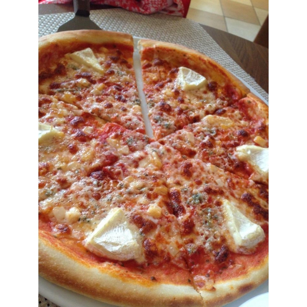 Ресторанный сервис бронирования столиков menu-rest.com - Интерьер ресторана "Розарио"