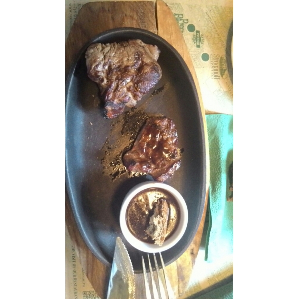 Ресторанный сервис бронирования столиков menu-rest.com - Интерьер ресторана "Stroganoff Steak House"