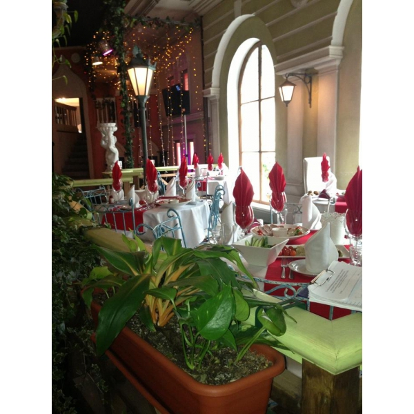 Ресторанный сервис бронирования столиков menu-rest.com - Интерьер ресторана "Via Dell`Oliva"