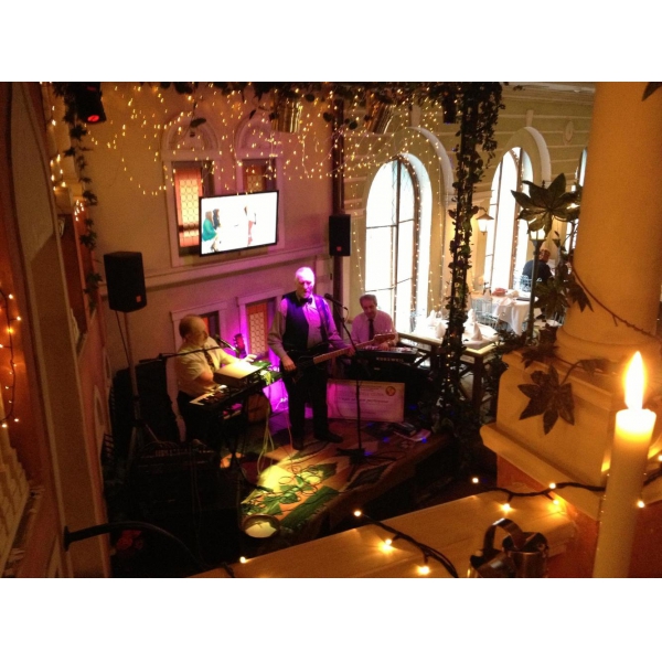 Ресторанный сервис бронирования столиков menu-rest.com - Интерьер ресторана "Via Dell`Oliva"