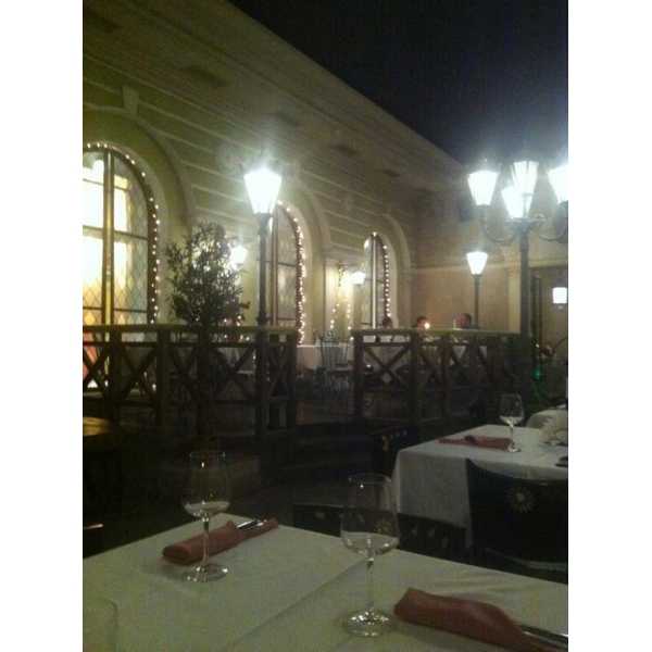 Ресторанный сервис бронирования столиков menu-rest.com - Интерьер ресторана "Via Dell`Oliva"