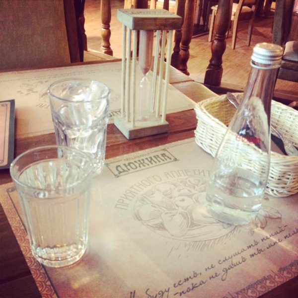 Ресторанный сервис бронирования столиков menu-rest.com - Интерьер ресторана "Дюжина"