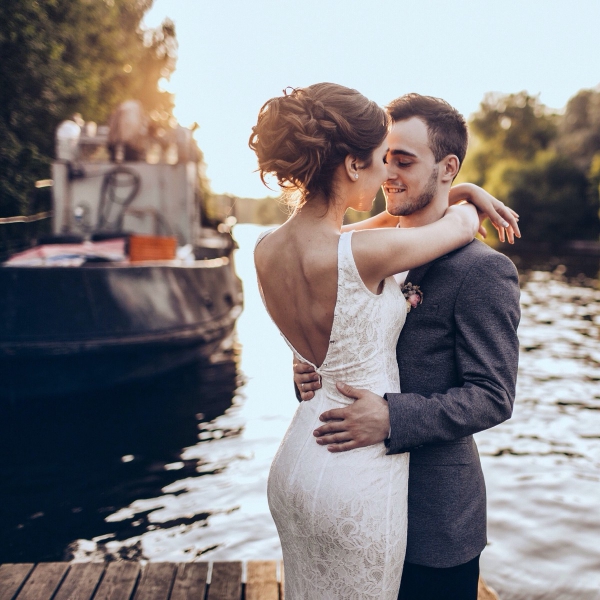 Ресторанный сервис бронирования столиков menu-rest.com - Интерьер ресторана "На речке"