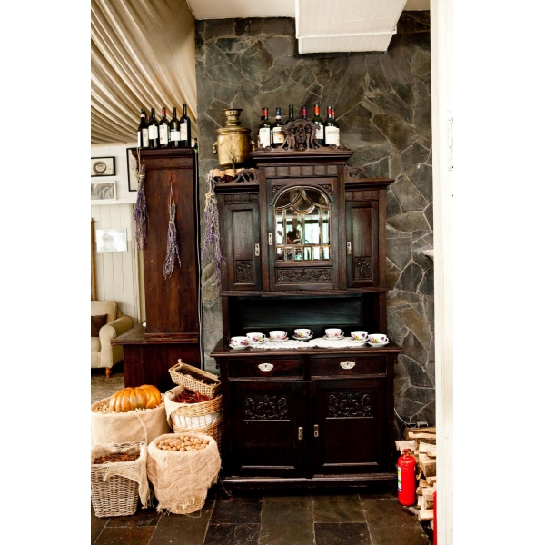 Ресторанный сервис бронирования столиков menu-rest.com - Интерьер ресторана "На речке"