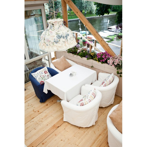 Ресторанный сервис бронирования столиков menu-rest.com - Интерьер ресторана "На речке"