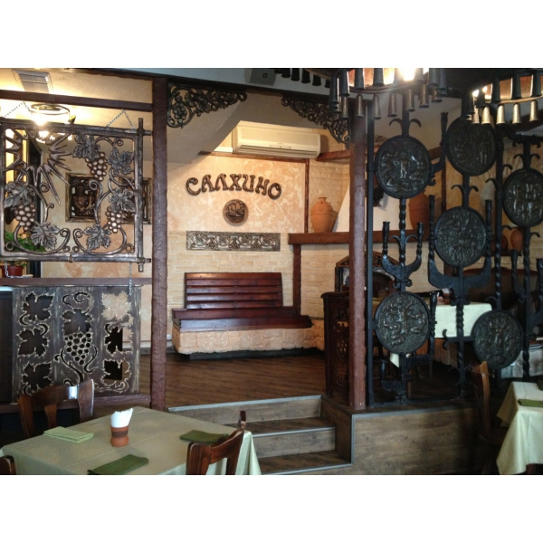 Ресторанный сервис бронирования столиков menu-rest.com - Интерьер ресторана "Салхино"