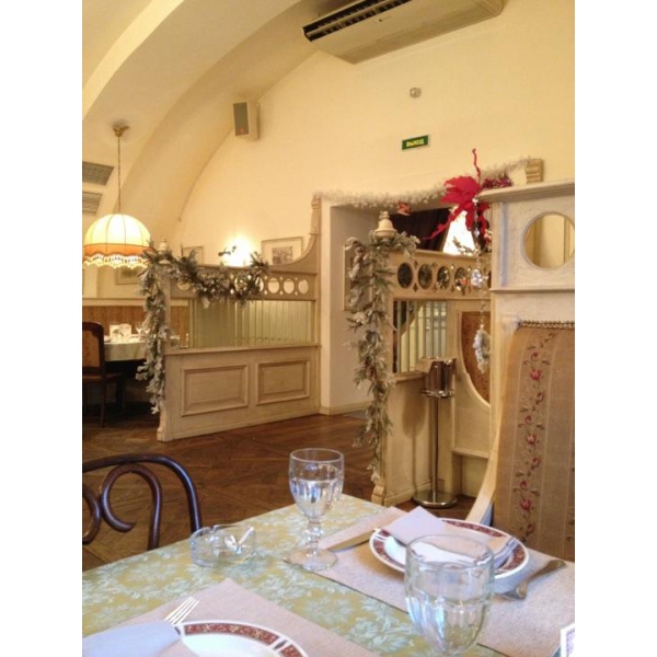 Ресторанный сервис бронирования столиков menu-rest.com - Интерьер ресторана "Русская Рюмочная №1"