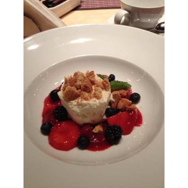 Ресторанный сервис бронирования столиков menu-rest.com - Интерьер ресторана "Korovabar"