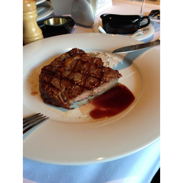 Ресторанный сервис бронирования столиков menu-rest.com - Интерьер ресторана "Meat Head"