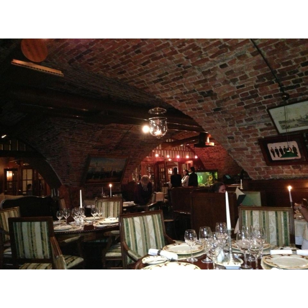 Ресторанный сервис бронирования столиков menu-rest.com - Интерьер ресторана "Старая Таможня"