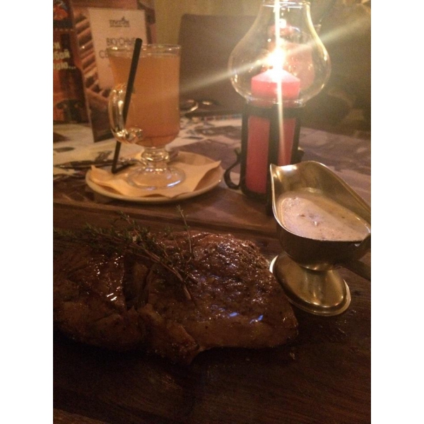 Ресторанный сервис бронирования столиков menu-rest.com - Интерьер ресторана "Монтана"