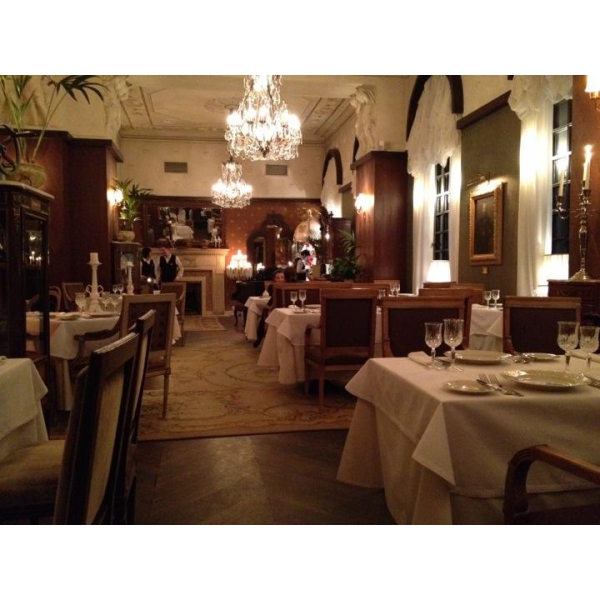 Ресторанный сервис бронирования столиков menu-rest.com - Интерьер ресторана "Царь"
