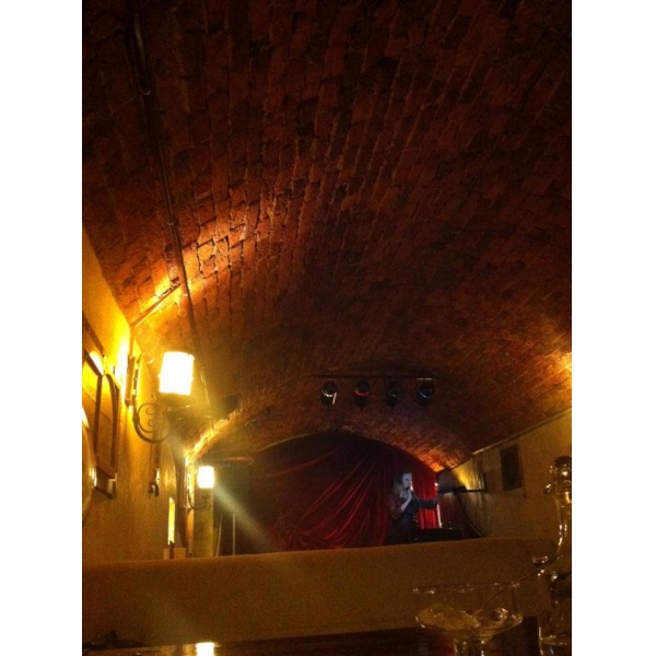 Ресторанный сервис бронирования столиков menu-rest.com - Интерьер ресторана "Ели-Пили"