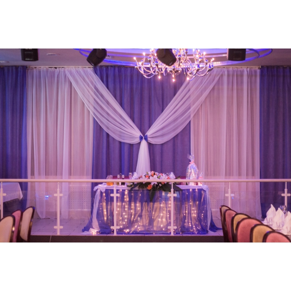 Ресторанный сервис бронирования столиков menu-rest.com - Интерьер ресторана "Истерия"