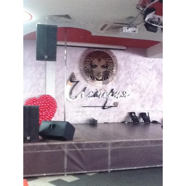 Ресторанный сервис бронирования столиков menu-rest.com - Интерьер ресторана "Истерия"