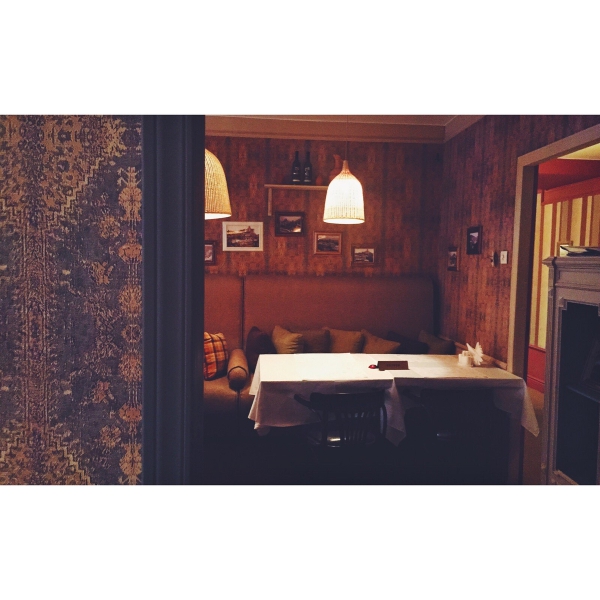 Ресторанный сервис бронирования столиков menu-rest.com - Интерьер ресторана "Tefsi"