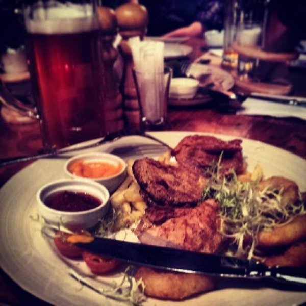 Ресторанный сервис бронирования столиков menu-rest.com - Интерьер ресторана "Град Петровъ"