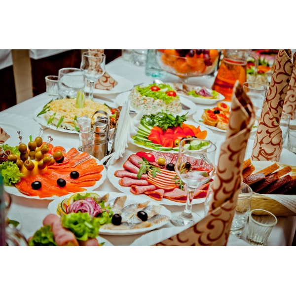 Ресторанный сервис бронирования столиков menu-rest.com - Интерьер ресторана "Ели-Пили"