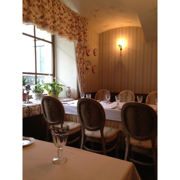 Ресторанный сервис бронирования столиков menu-rest.com - Интерьер ресторана "Гоголь"