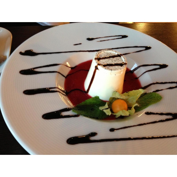 Ресторанный сервис бронирования столиков menu-rest.com - Интерьер ресторана "СольФаСоль"