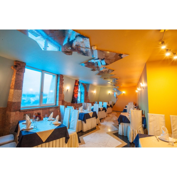 Ресторанный сервис бронирования столиков menu-rest.com - Интерьер ресторана "Амроц"