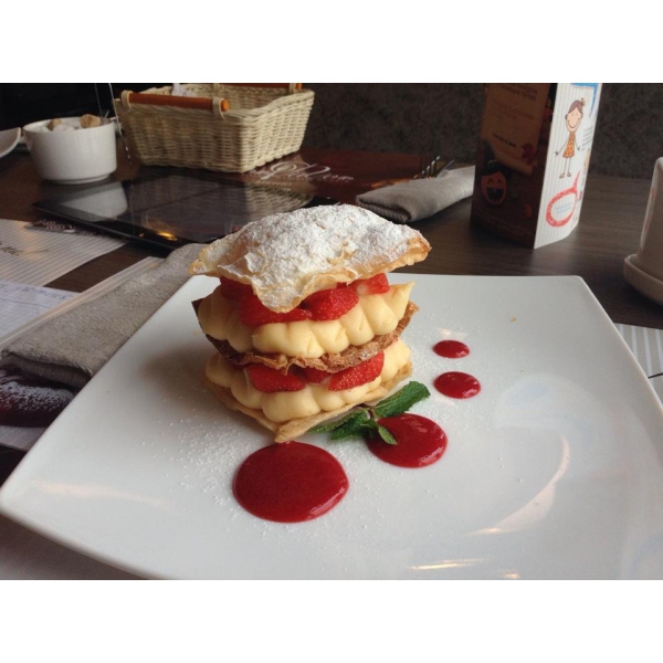 Ресторанный сервис бронирования столиков menu-rest.com - Интерьер ресторана "СольФаСоль"