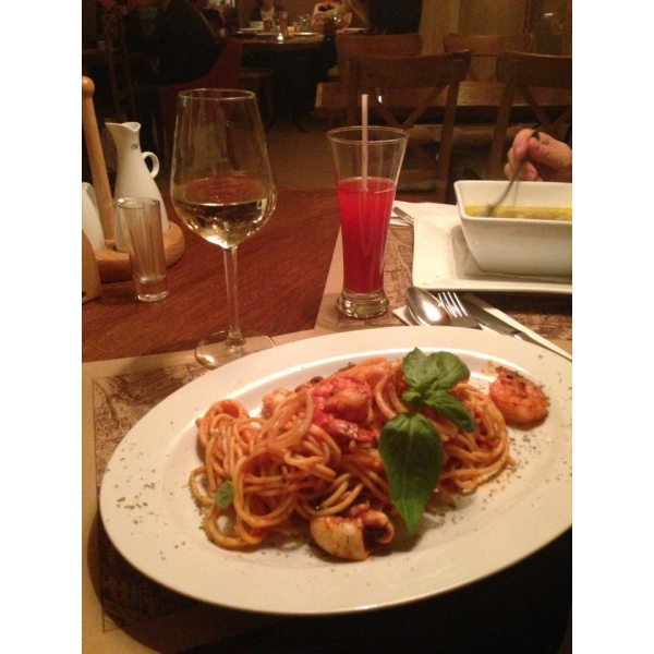 Ресторанный сервис бронирования столиков menu-rest.com - Интерьер ресторана "Trattoria Stefano"