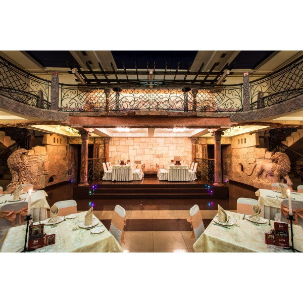 Ресторанный сервис бронирования столиков menu-rest.com - Интерьер ресторана "Амроц"