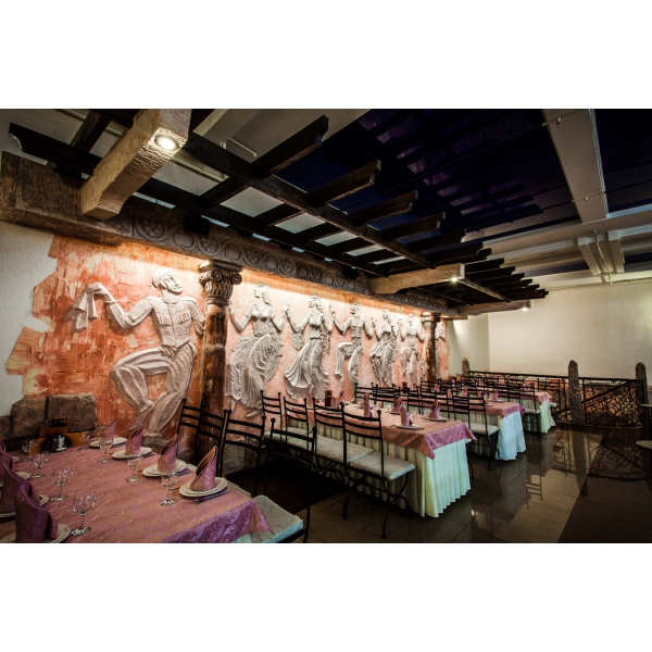 Ресторанный сервис бронирования столиков menu-rest.com - Интерьер ресторана "Амроц"