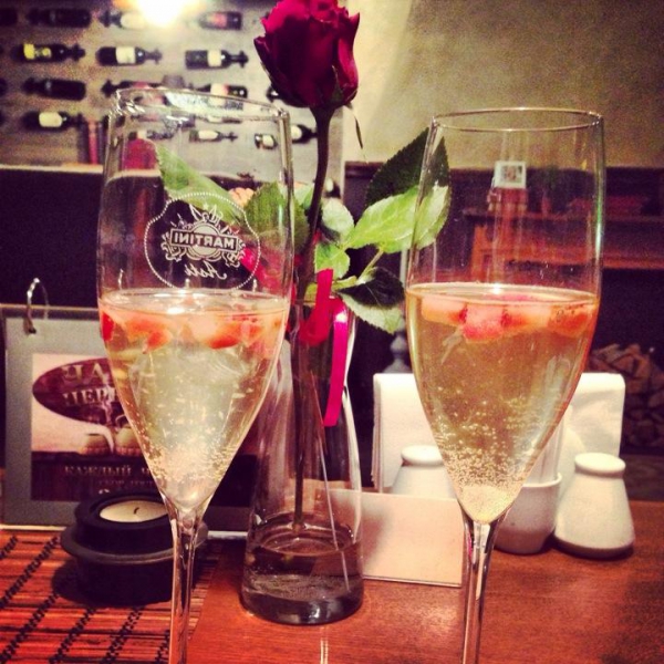 Ресторанный сервис бронирования столиков menu-rest.com - Интерьер ресторана "Гастроном"