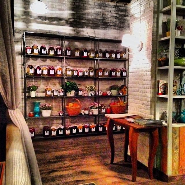 Ресторанный сервис бронирования столиков menu-rest.com - Интерьер ресторана "Винегрет"