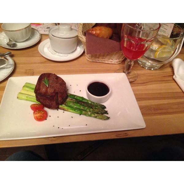 Ресторанный сервис бронирования столиков menu-rest.com - Интерьер ресторана "Винегрет"