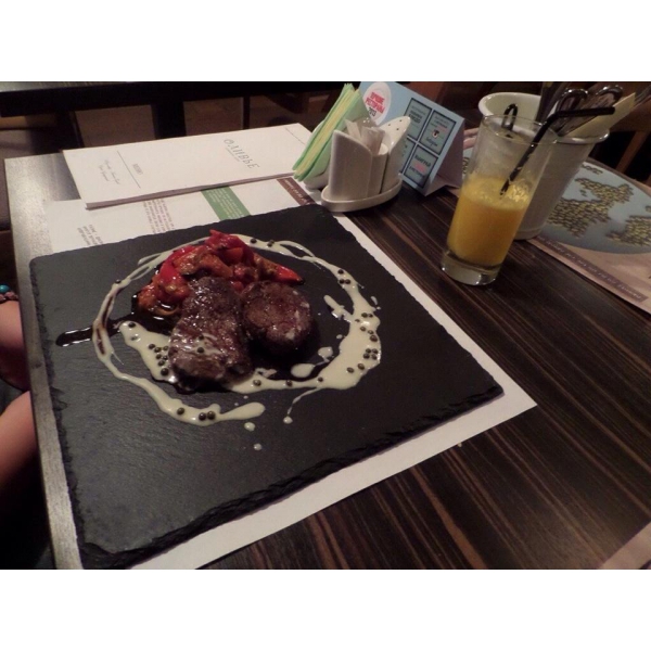 Ресторанный сервис бронирования столиков menu-rest.com - Интерьер ресторана "Оливье"